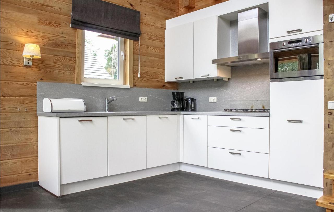 Lovely Home In Heel With Wifi Екстериор снимка